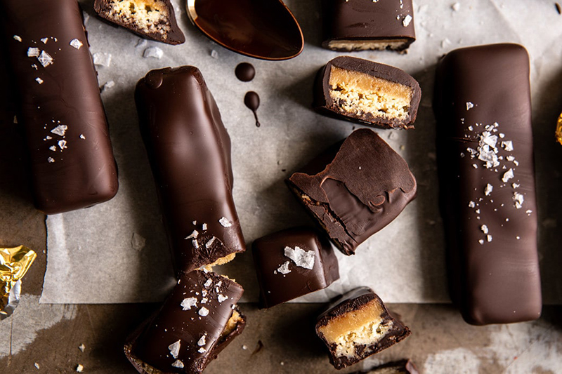 Homemade Vegan Twix Bars